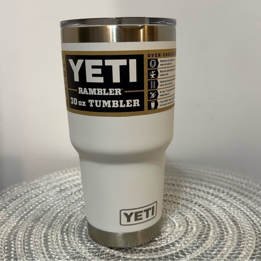 Yeti Rambler 30 oz Tumbler White NWT